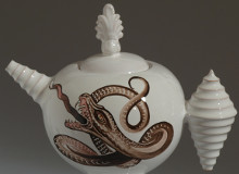 Snake teapot, Shanghai, 2013
